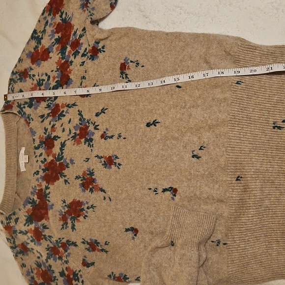 LC Lauren Conrad Floral Sweater Beige Cottagecore Knit Pullover Size S - Picture 4 of 8
